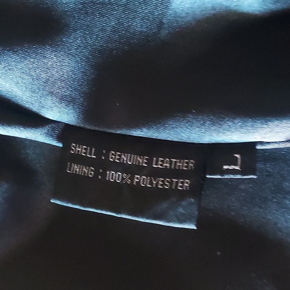 WINLIT Black Leather Jacket- Size L (Large). - Picture 9 of 10